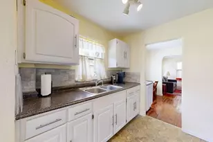 125 N Caroline St, Daytona Beach, FL 32114 - Photo 9
