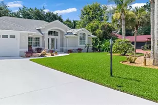 48 Barring Pl, Palm Coast, FL 32137 - Photo 3