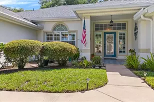 52 Southlake Dr, Palm Coast, FL 32137 - Photo 1