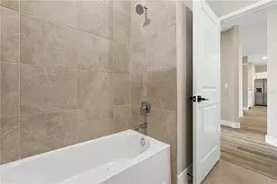8 Renfro Ln, Palm Coast, FL 32164 - Photo 11