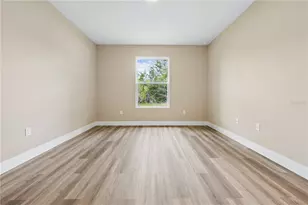 8 Renfro Ln, Palm Coast, FL 32164 - Photo 13