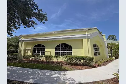 50 Cypress Point Parkway #B4, Palm Coast, FL 32164 - Photo 5