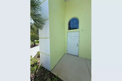 50 Cypress Point Parkway #B4, Palm Coast, FL 32164 - Photo 3