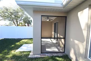 11 Buttonwood Ln, Palm Coast, FL 32137 - Photo 3