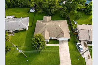 35 Belleaire Drive, Palm Coast, FL 32137 - Photo 9