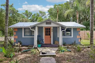 521 S 9th St, Crescent City, FL 32112 - Photo 1