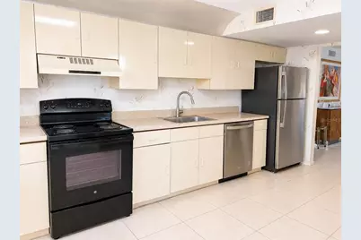 4770 Fountains Drive S #302, Lake Worth, FL 33467 - Photo 3