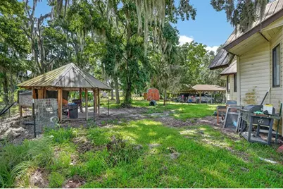 110 W Palm Avenue, Crescent City, FL 32112 - Photo 23