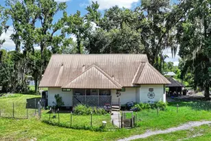 110 W Palm Ave, Crescent City, FL 32112 - Photo 33