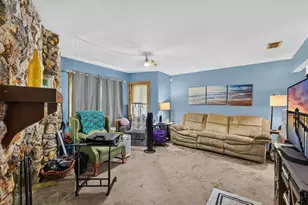 110 W Palm Ave, Crescent City, FL 32112 - Photo 7