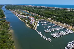 102 Yacht Harbor Dr, Palm Coast, FL 32137 - Photo 5