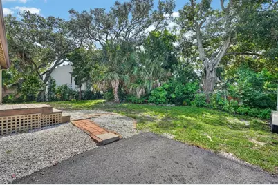 220 Riverview Boulevard, Daytona Beach, FL 32118 - Photo 35