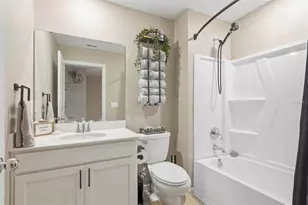 6893 Gable Grv Ave, Jacksonville, FL 32217 - Photo 11