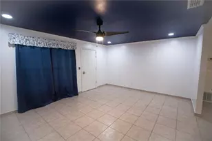 526 Dorset Cir, South Daytona, FL 32119 - Photo 29