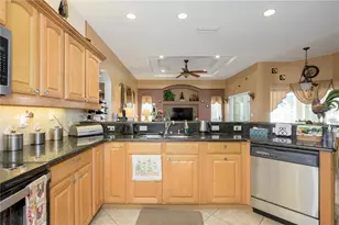 19 Firethorn Ln, Palm Coast, FL 32137 - Photo 7