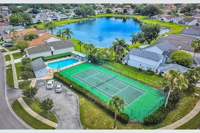 5754 Parkview Lake Drive, Orlando, FL 32821 - Photo 47