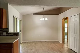 8 Botany Ln, Palm Coast, FL 32137 - Photo 3