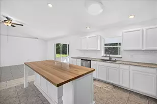 11 Sweet Bay Dr, Palm Coast, FL 32137 - Photo 15