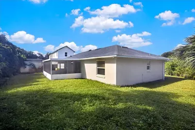 11 Sweet Bay Drive, Palm Coast, FL 32137 - Photo 3