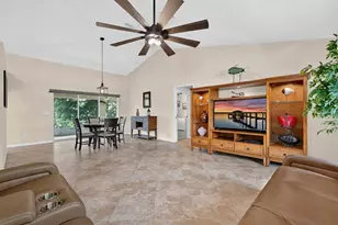 40 Flamingo Dr, Palm Coast, FL 32137 - Photo 13