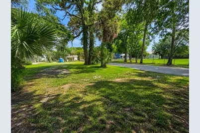 547 Live Oak Avenue, Daytona Beach, FL 32114 - Photo 3
