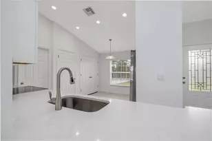 40 Butternut Dr, Palm Coast, FL 32137 - Photo 13