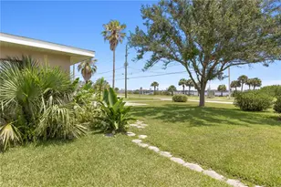 504 Riverside Dr, Holly Hill, FL 32117 - Photo 35