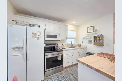 216 S 5th Street #B, Flagler Beach, FL 32136 - Photo 15