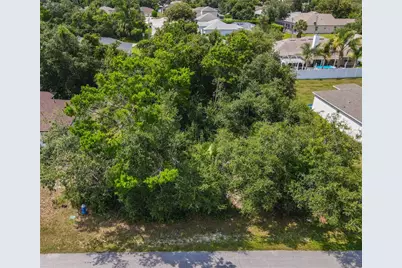 76 Freeport Lane, Palm Coast, FL 32137 - Photo 1