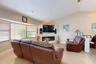 12 Classic Ct S, Palm Coast, FL 32137 - Photo 3