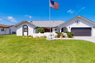 12 Classic Ct S, Palm Coast, FL 32137 - Photo 1