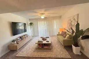 42 Club House Dr, Palm Coast, FL 32137 - Photo 11