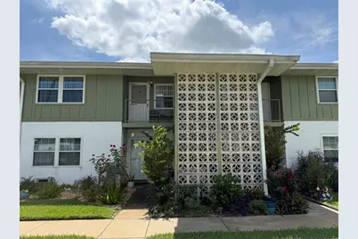 840 Center Avenue #100, Holly Hill, FL 32117 - Photo 1
