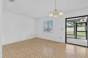 19 Blackberry Pl, Palm Coast, FL 32137 - Photo 9