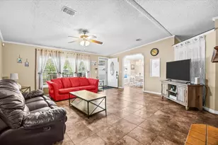 8945 SE 57th Dr, Okeechobee, FL 34974 - Photo 11