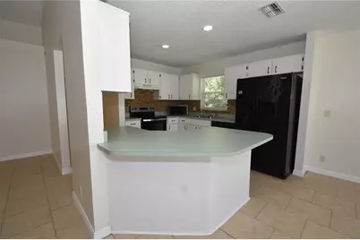 90 Sleepy Hollow Trail, Palm Coast, FL 32164 - Photo 11