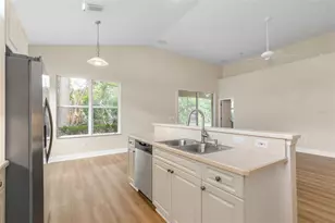21 Village View Dr, Palm Coast, FL 32137 - Photo 7