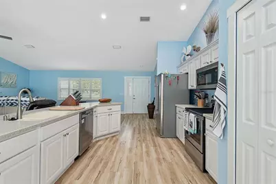 62 Bayside Drive, Palm Coast, FL 32137 - Photo 17