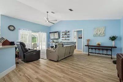 62 Bayside Drive, Palm Coast, FL 32137 - Photo 5