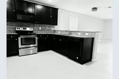 8690 Lake George Circle E, Macclenny, FL 32063 - Photo 3