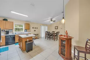 27 Patric Dr, Palm Coast, FL 32164 - Photo 9