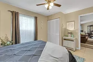27 Patric Dr, Palm Coast, FL 32164 - Photo 11