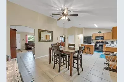 27 Patric Drive, Palm Coast, FL 32164 - Photo 9