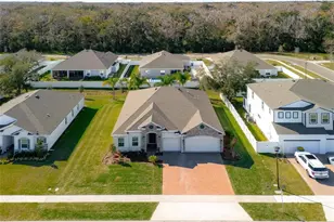 2214 Elegant Mnr Cir, Edgewater, FL 32141 - Photo 45