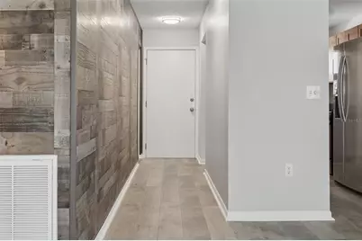 5501 80th Street N #402, Saint Petersburg, FL 33709 - Photo 5