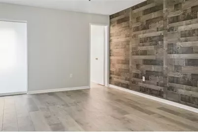 5501 80th Street N #402, Saint Petersburg, FL 33709 - Photo 7
