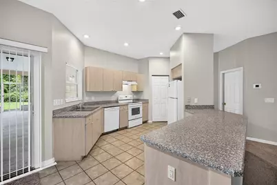 8 Buttonwood Place, Palm Coast, FL 32137 - Photo 13