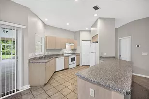 8 Buttonwood Pl, Palm Coast, FL 32137 - Photo 13