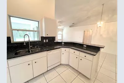 106 Point Of Woods Drive, Palm Coast, FL 32164 - Photo 19