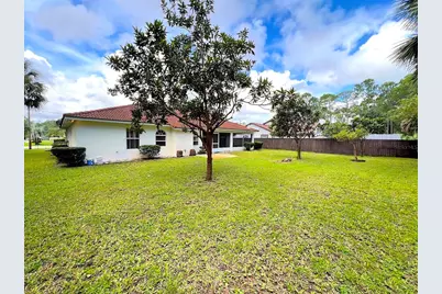 106 Point Of Woods Drive, Palm Coast, FL 32164 - Photo 39